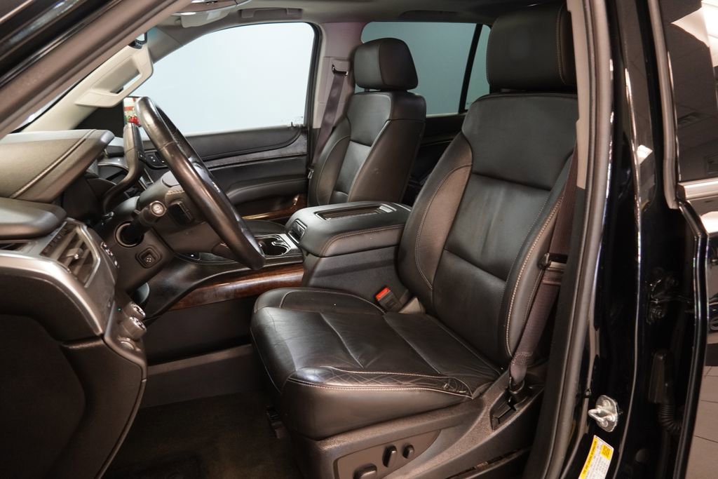 Used 2016 Chevrolet Tahoe LT AWD/4WD image 3