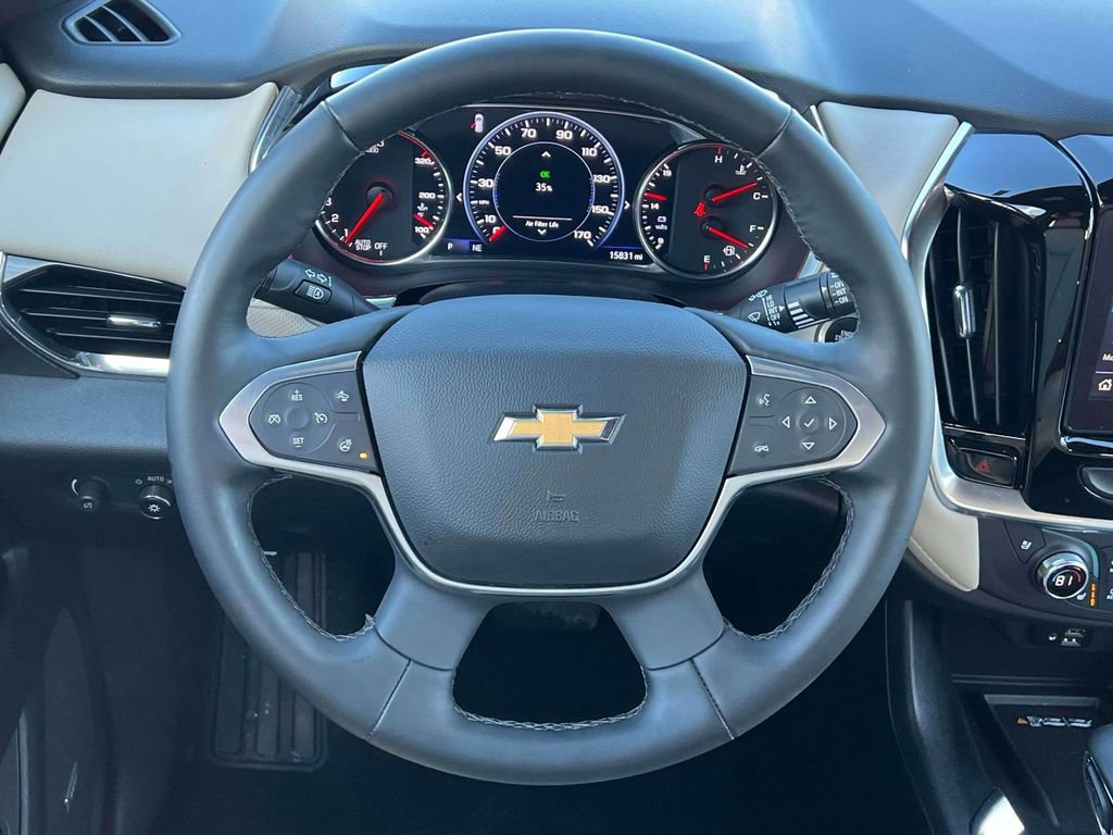Used 2023 Chevrolet Traverse Premier AWD/4WD image 11