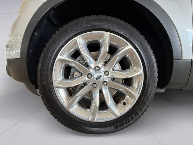 Used 2015 Ford Explorer Limited w/ Equipment Group 301A AWD/4WD image 9