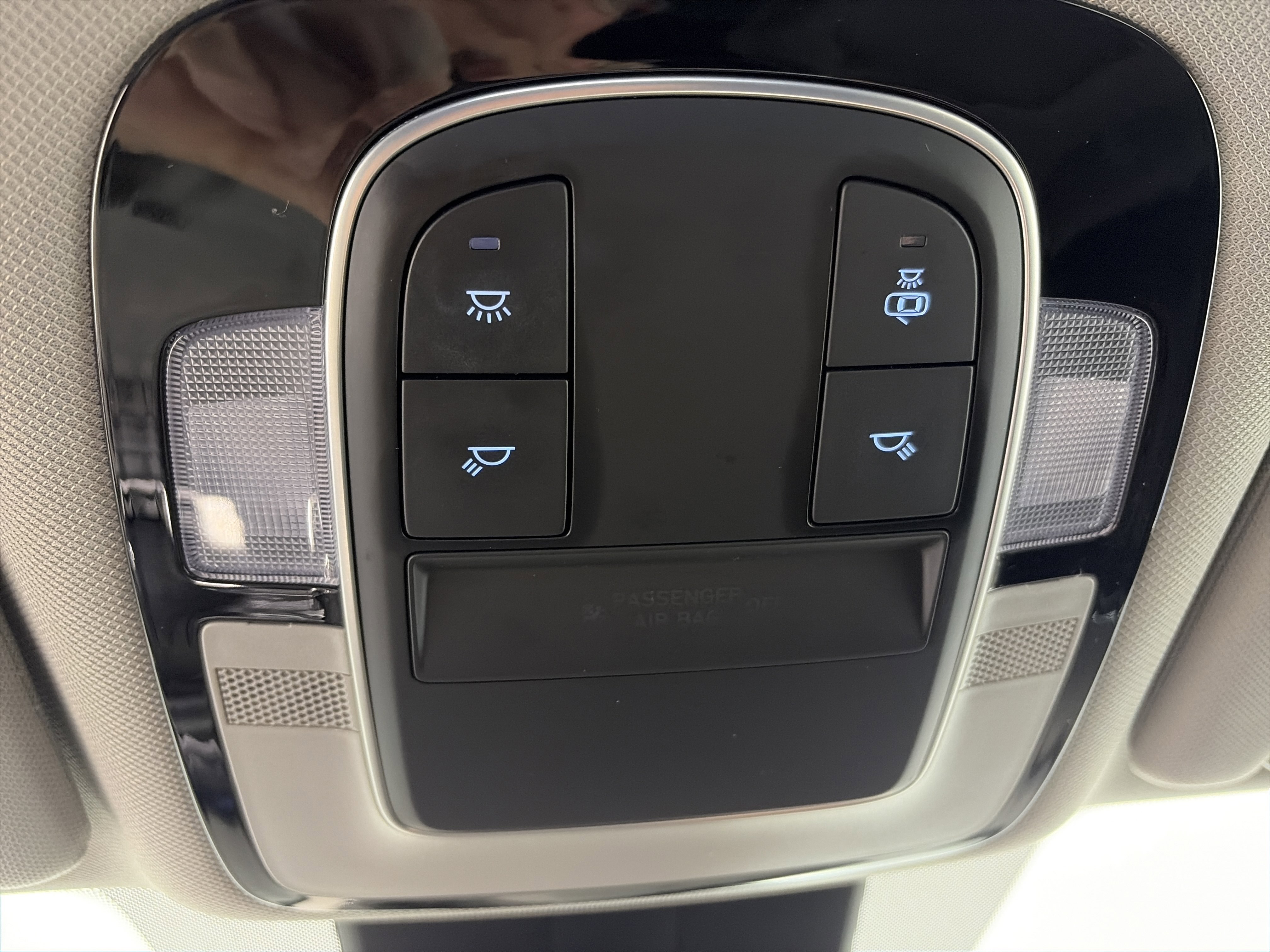 Certified 2023 Hyundai Santa Fe SE image 29