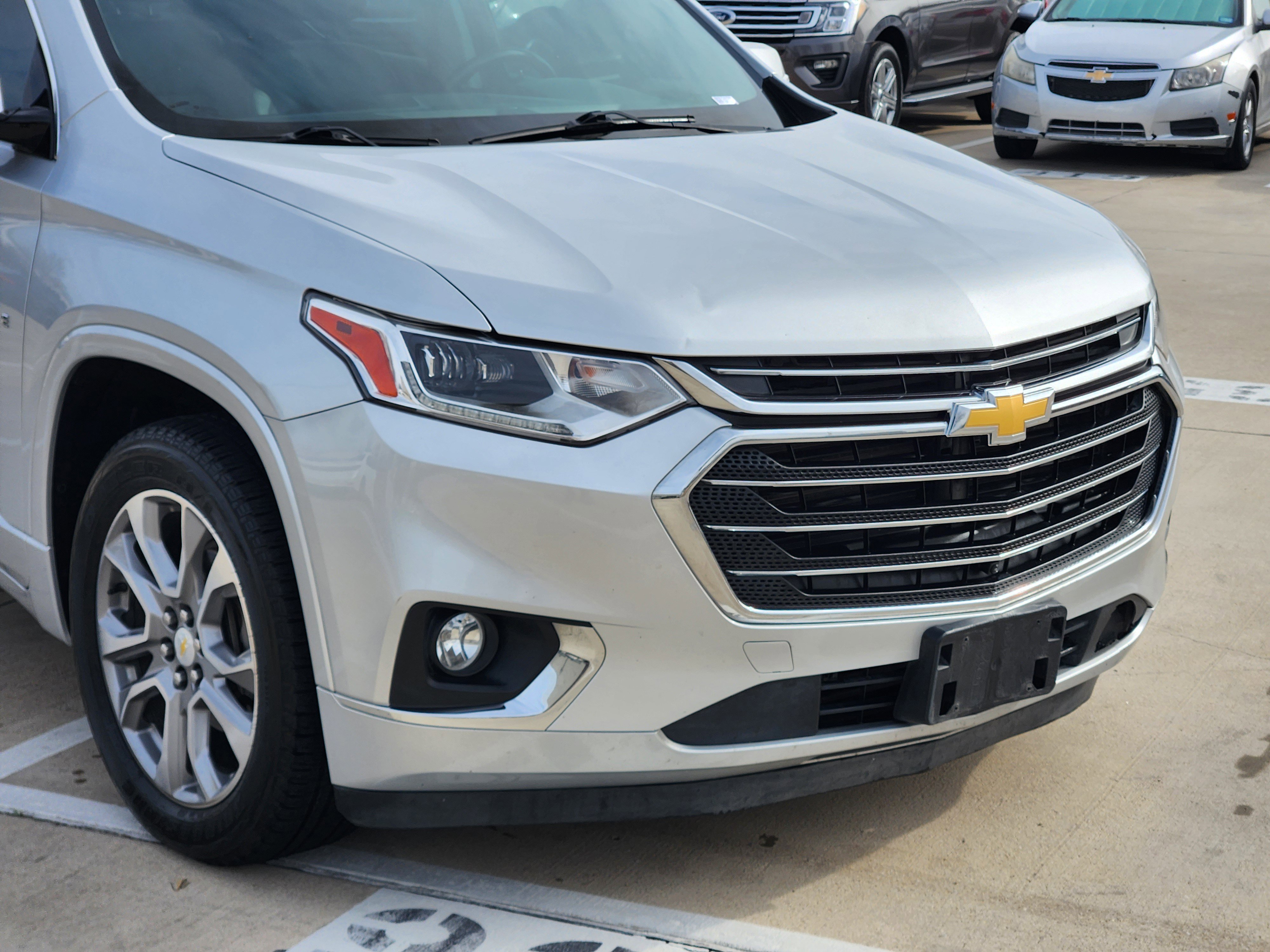 Used 2019 Chevrolet Traverse Premier w/ Driver Confidence II Package image 7