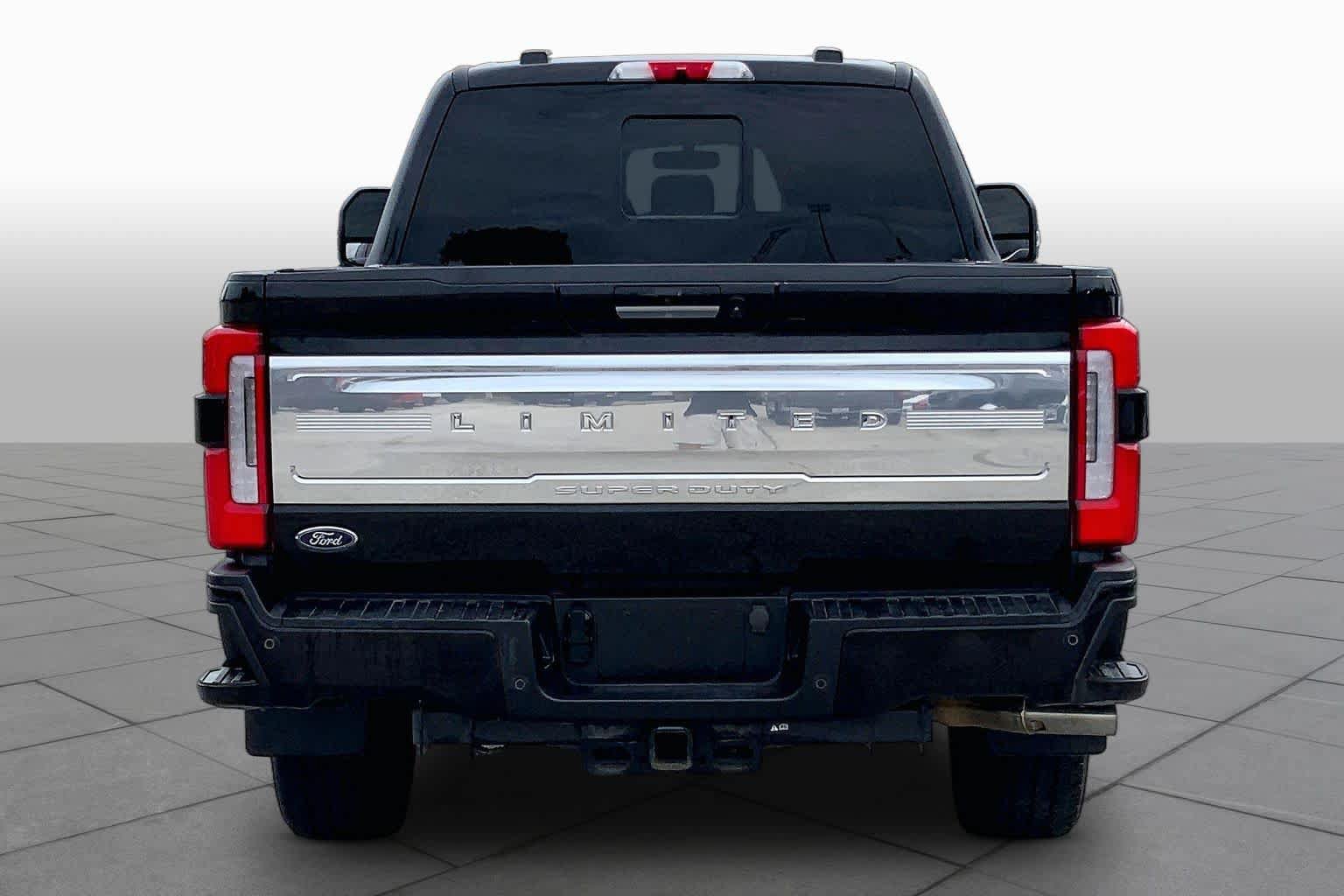 Used 2024 Ford F250 Limited AWD/4WD image 5
