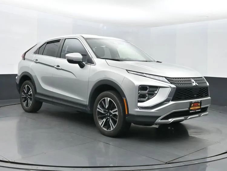 Used 2024 Mitsubishi Eclipse Cross SE image 2