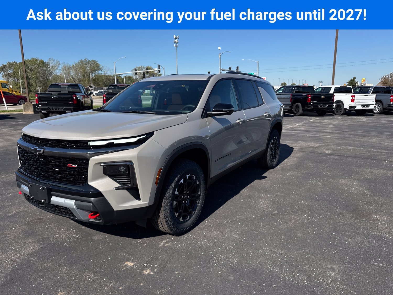 New 2027 Chevrolet Traverse Z71 w/ Driver Confidence Package AWD/4WD image 1