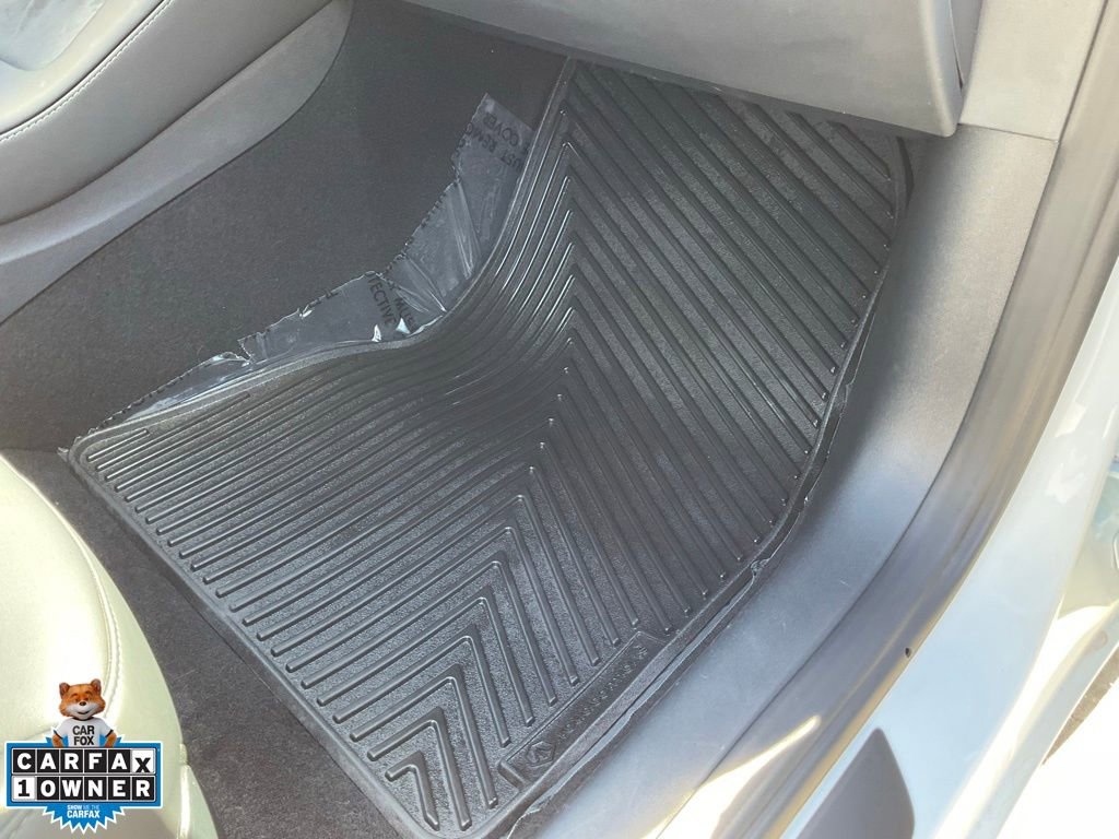 Used 2023 Tesla Model 3 Standard Range image 69