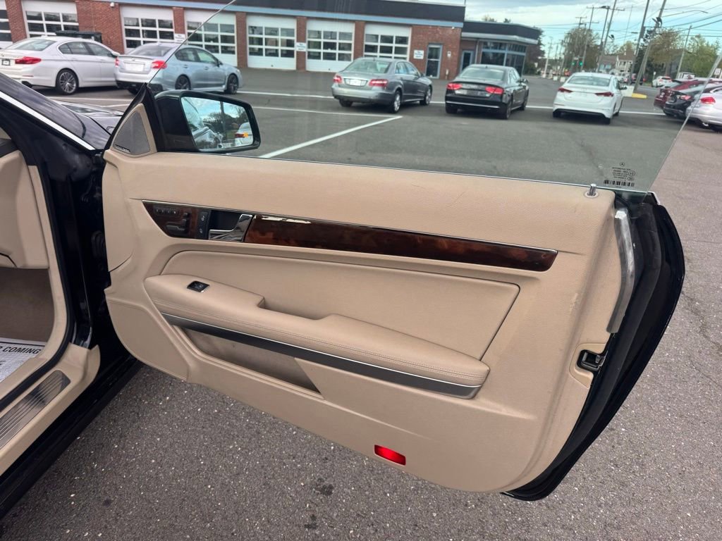 Used 2013 Mercedes-Benz E 350 Coupe image 22