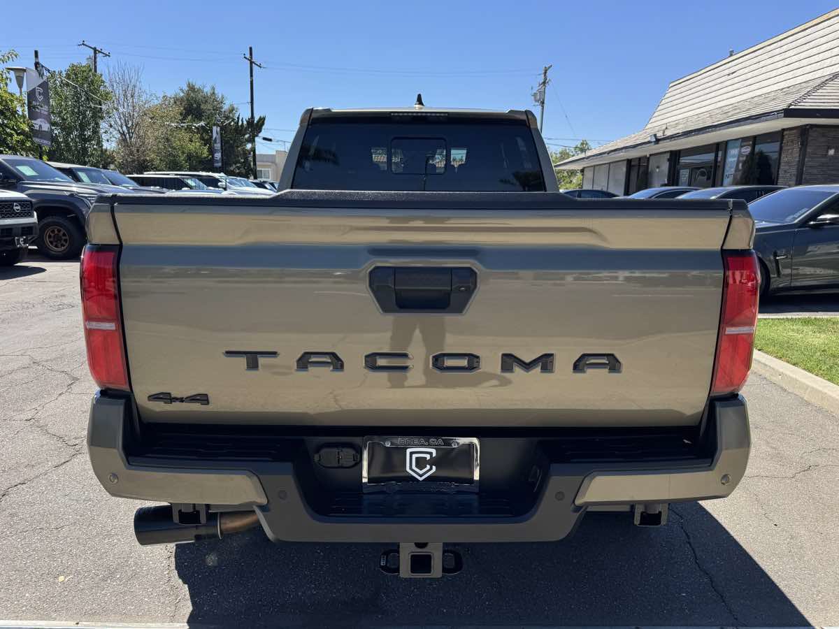 Used 2024 Toyota Tacoma TRD Sport w/ TRD Sport Upgrade Package AWD/4WD image 6