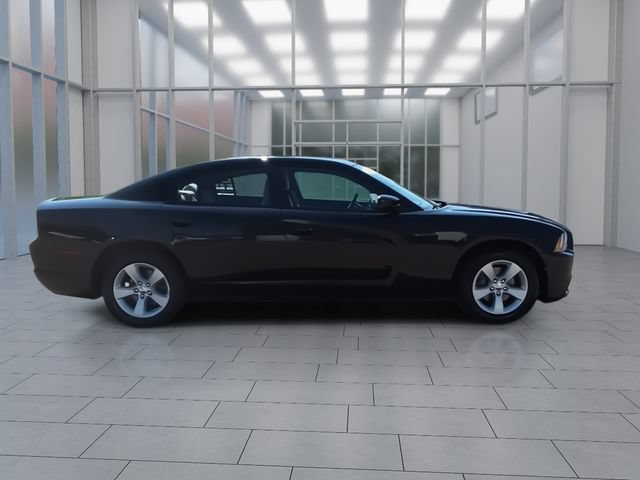 Used 2014 Dodge Charger SE RWD image 9