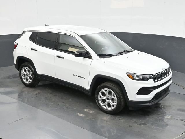 Used 2025 Jeep Compass Sport image 31