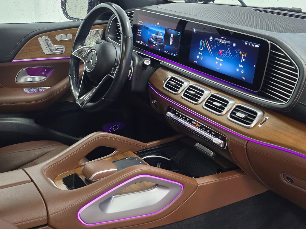 Used 2024 Mercedes-Benz GLE 350 GLE 350 w/ 3rd Row Seat Package image 29