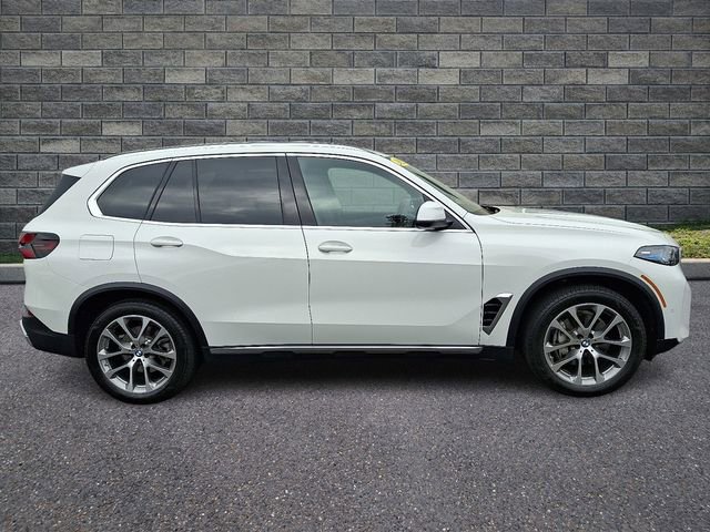Used 2025 BMW X5 xDrive40i w/ Premium Package AWD/4WD image 7