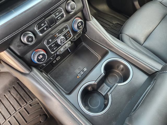 Used 2023 Chevrolet Tahoe Z71 w/ Luxury Package AWD/4WD image 19