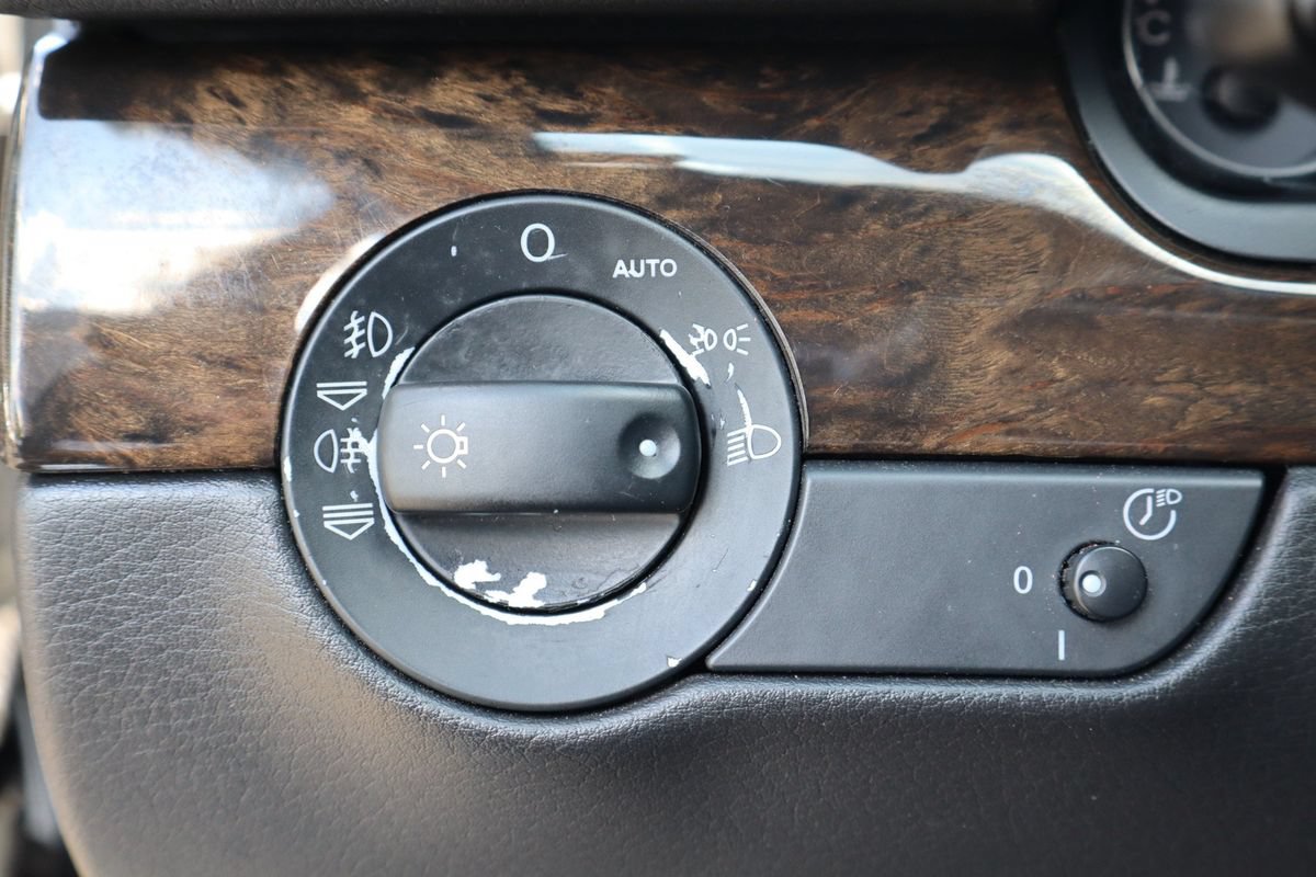 Used 2004 Audi S4 Sedan AWD/4WD image 37