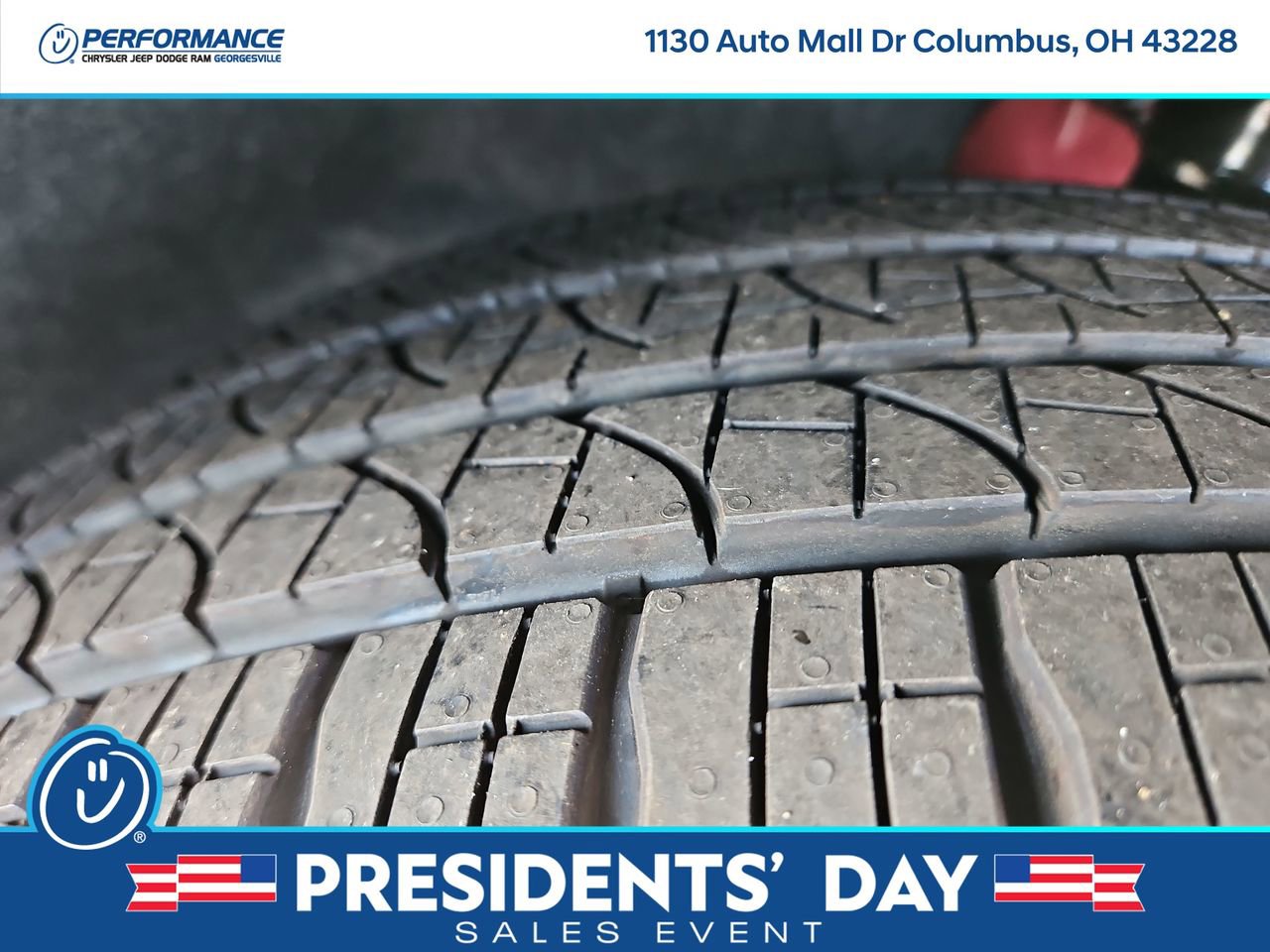 New 2026 Chrysler Pacifica Select image 10