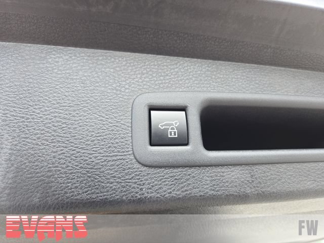 New 2026 Toyota Sienna Platinum AWD/4WD image 35