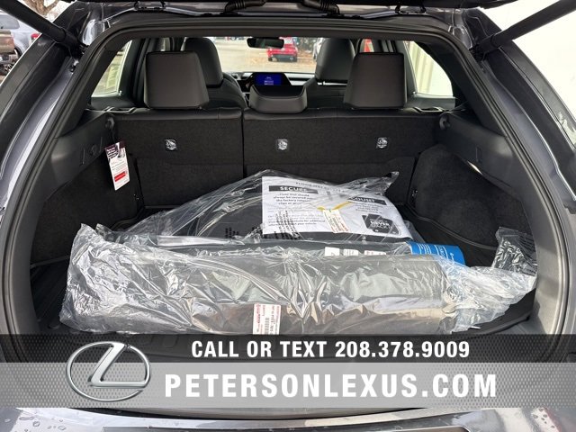 New 2025 Lexus UX 300h AWD image 18