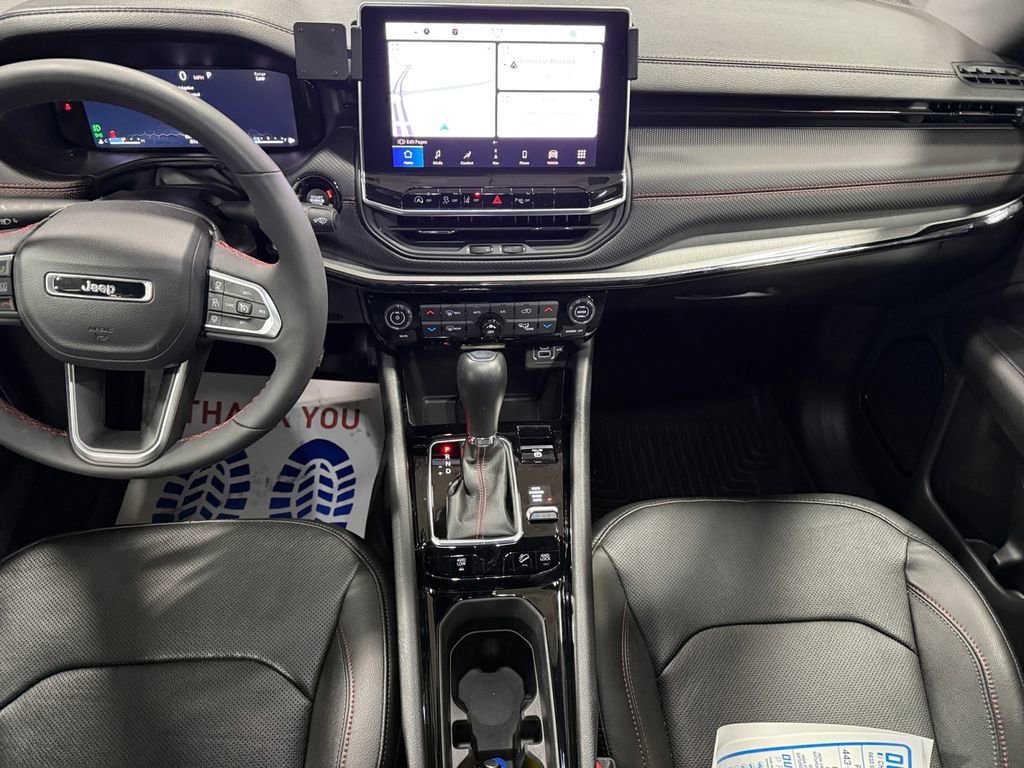 Used 2023 Jeep Compass Trailhawk w/ Trailhawk Elite Group image 11