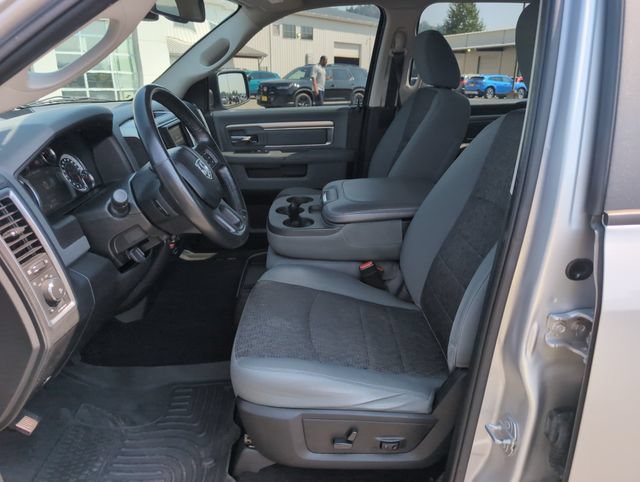 Used 2019 RAM 1500 Big Horn AWD/4WD image 16