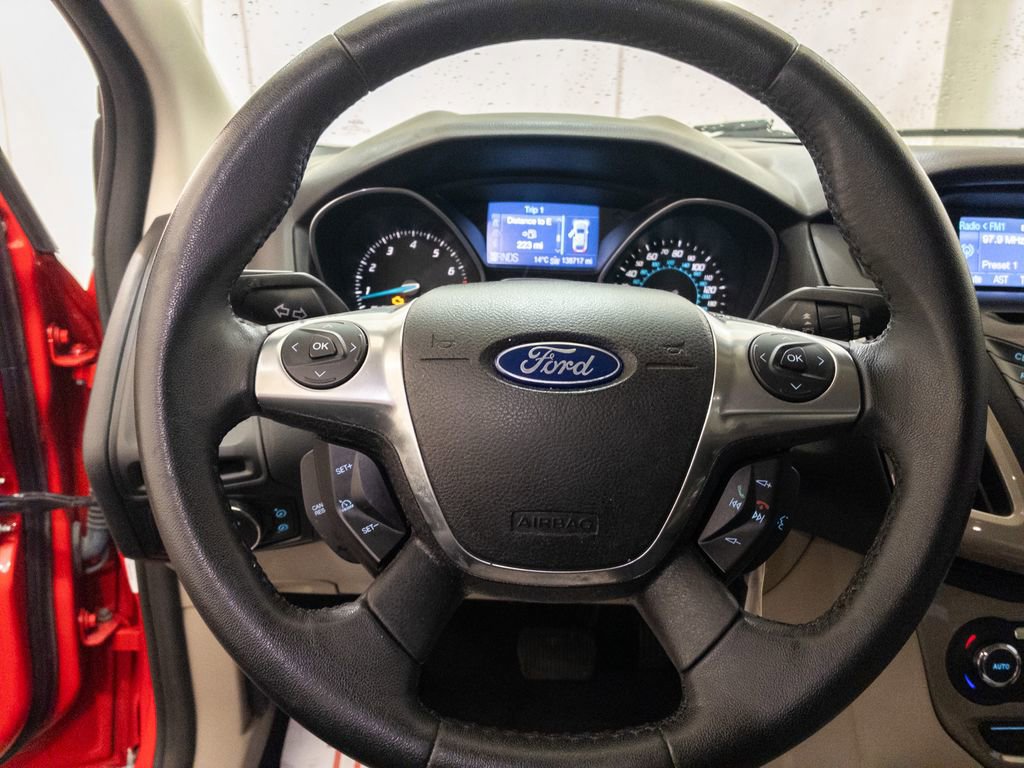 Used 2012 Ford Focus SEL image 11