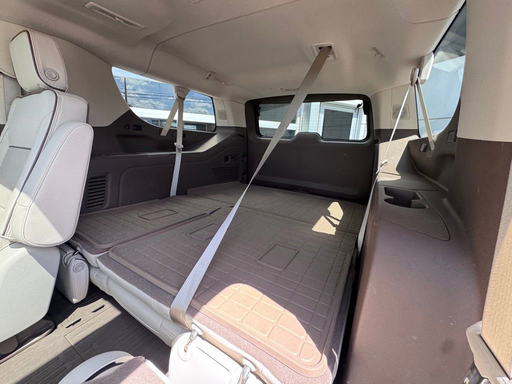 Used 2023 GMC Yukon XL Denali image 26