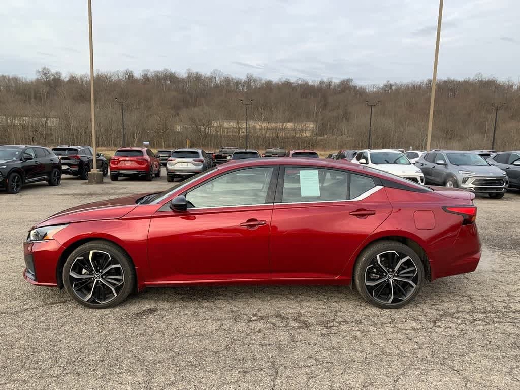 Used 2023 Nissan Altima 2.5 SR w/ SR Premium Package video 2