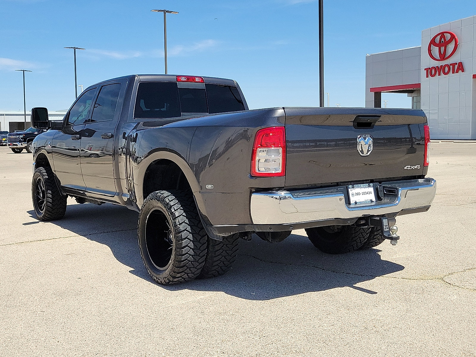 Used 2024 RAM 3500 Tradesman w/ Chrome Appearance Group image 3