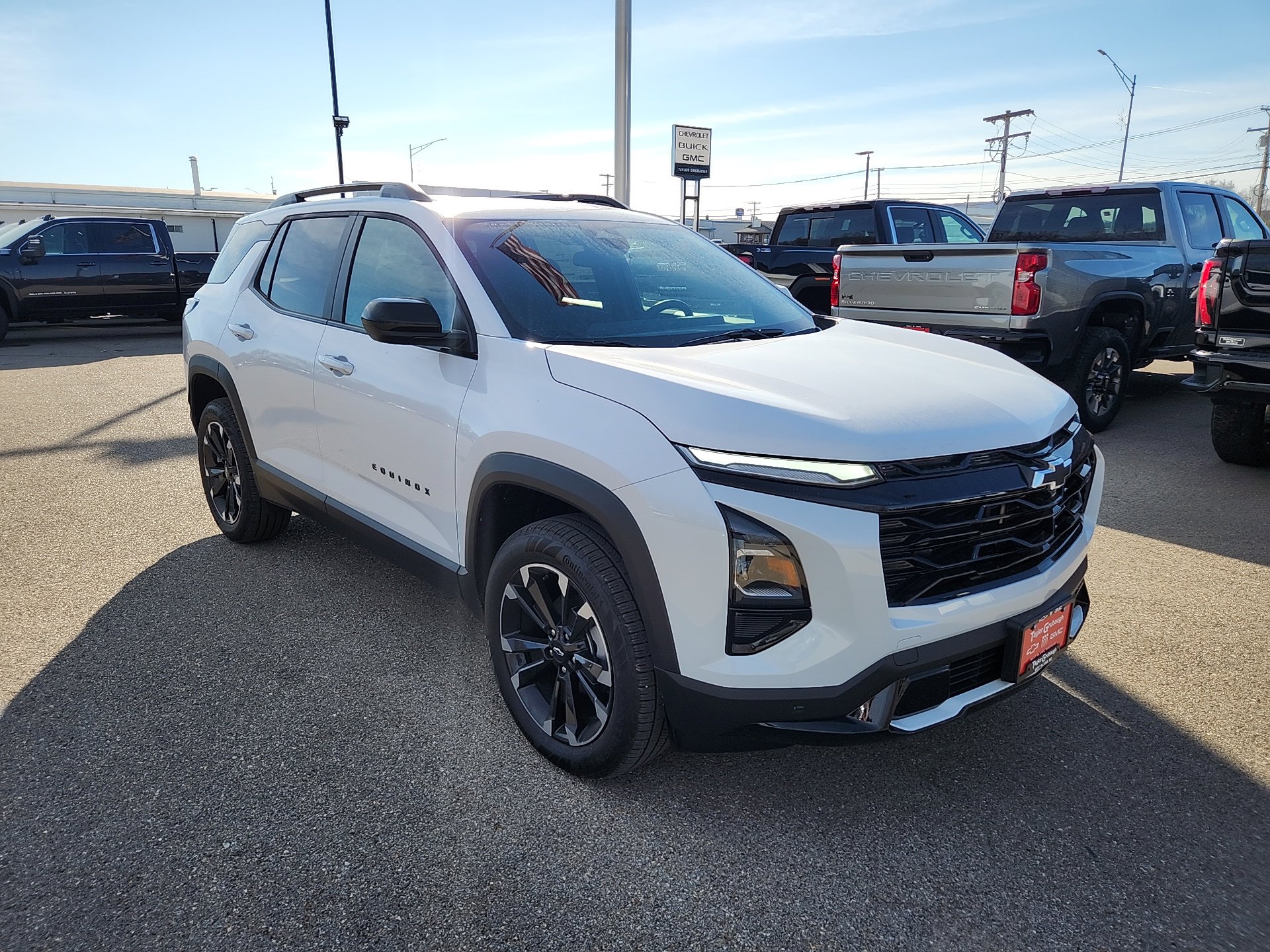 New 2026 Chevrolet Equinox RS w/ Convenience Package III image 2