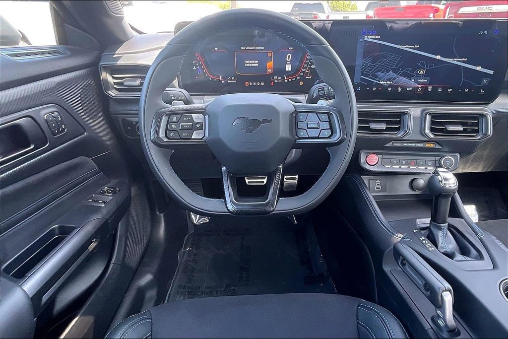 Used 2025 Ford Mustang Dark Horse image 10