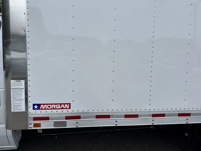 New 2027 Ford E-350 and Econoline 350 Super Duty RWD image 17
