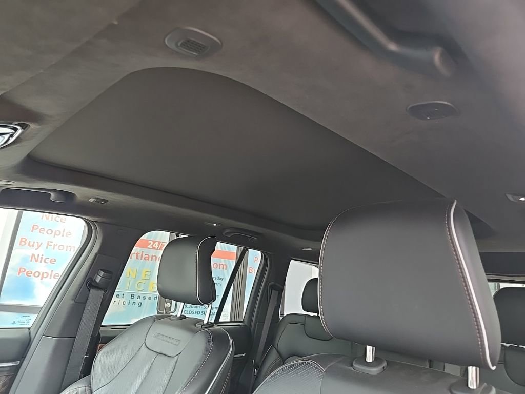 Used 2022 Jeep Grand Cherokee Summit AWD/4WD image 41