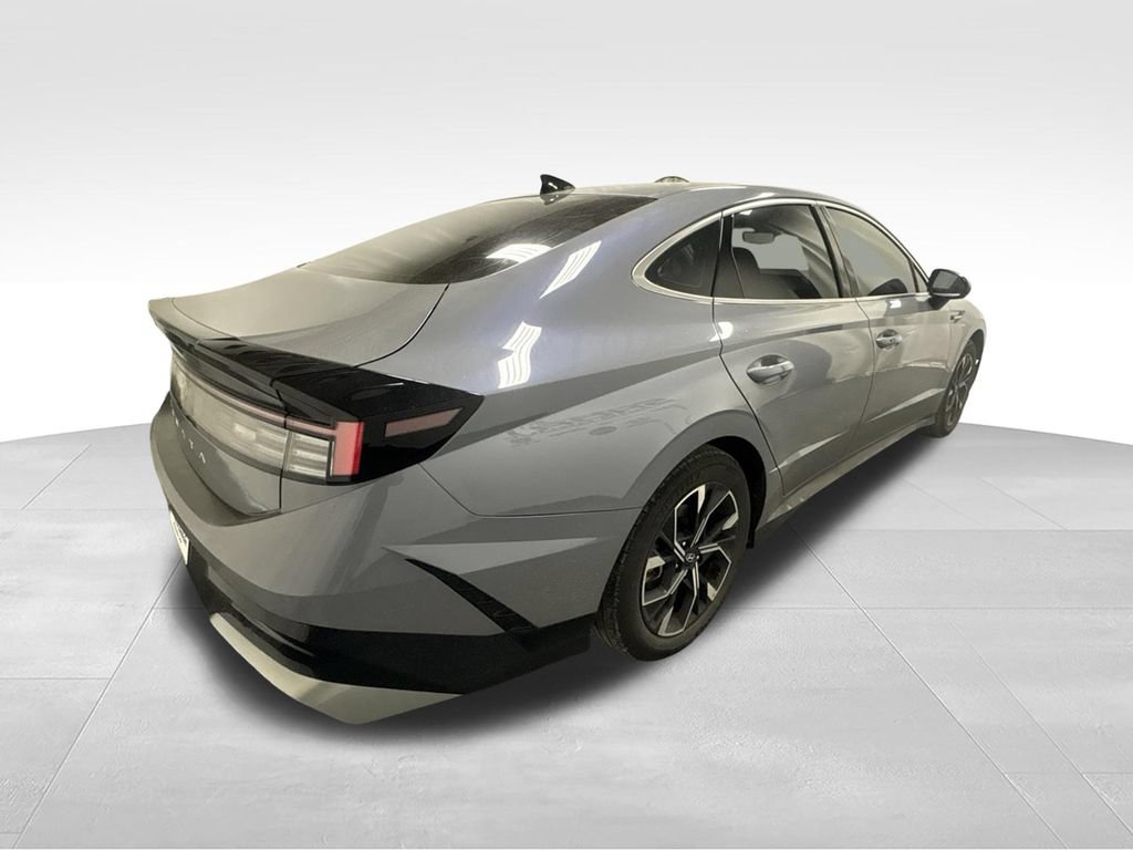 Used 2024 Hyundai Sonata SEL FWD image 8