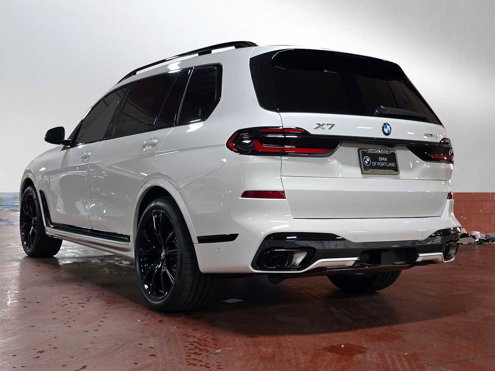 New 2026 BMW X7 xDrive40i w/ Executive Package image 5