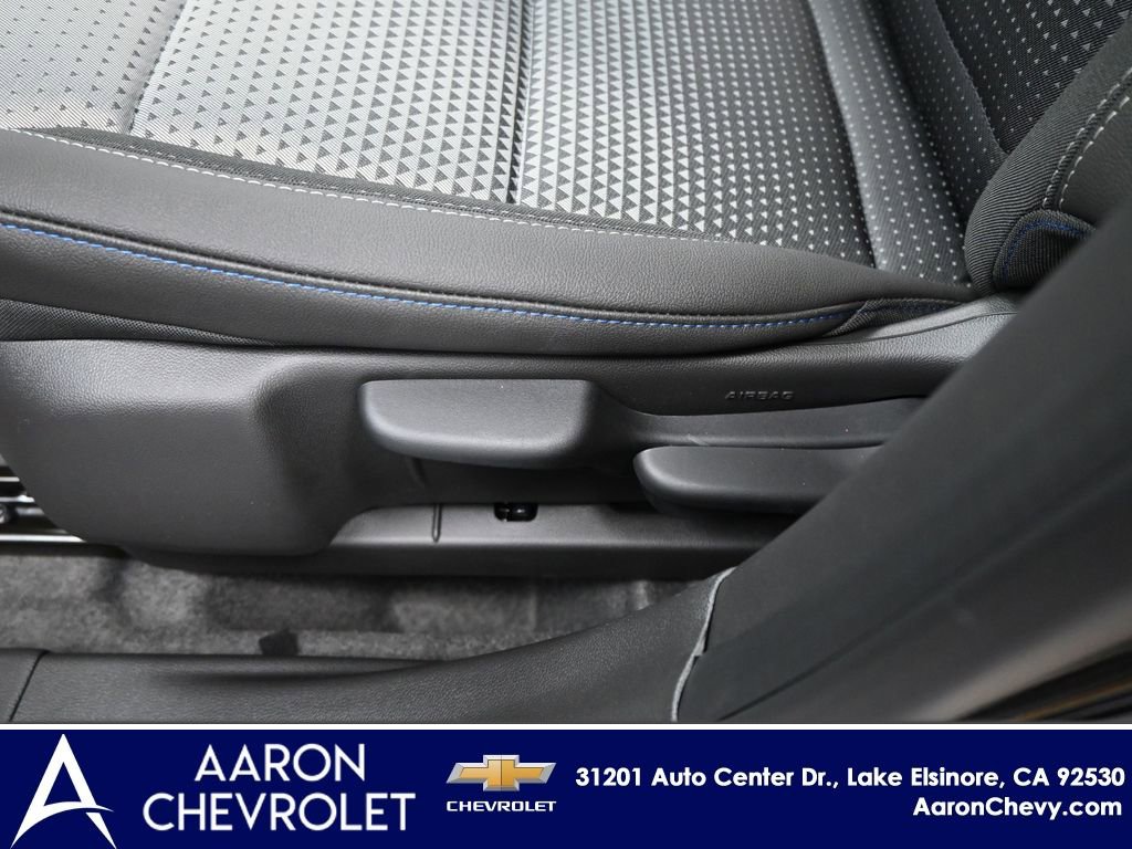 New 2026 Chevrolet Trax LT w/ Sunroof Package FWD image 15