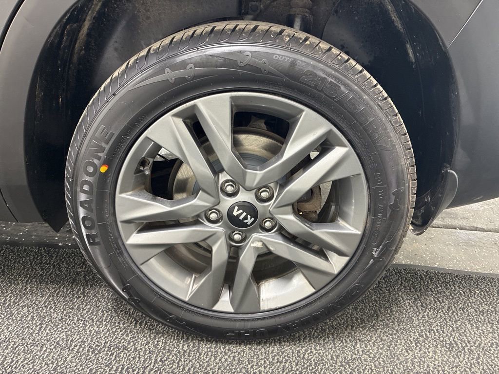 Used 2021 Kia Seltos S image 9