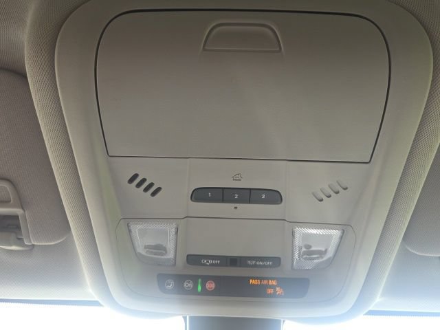 Used 2020 Chevrolet Equinox LT FWD image 28