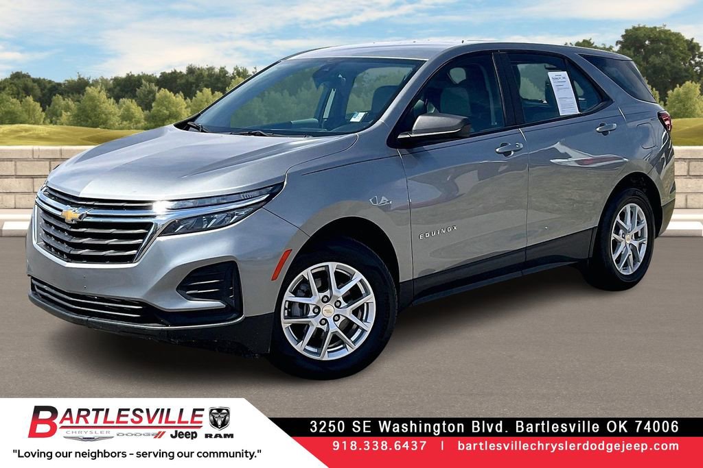 Used 2023 Chevrolet Equinox LS AWD/4WD image 1