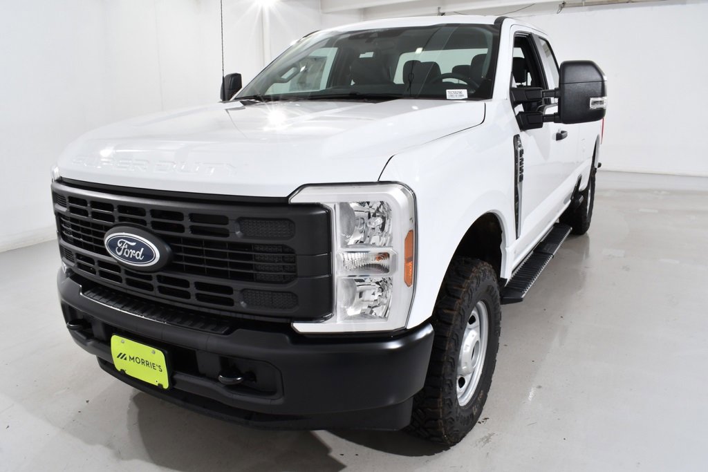 New 2026 Ford F250 XL w/ XL Off-Road Package image 2