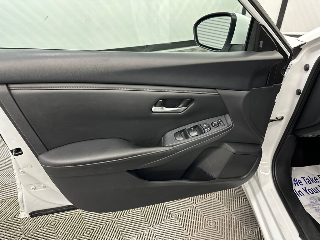 Used 2024 Nissan Sentra SV image 10