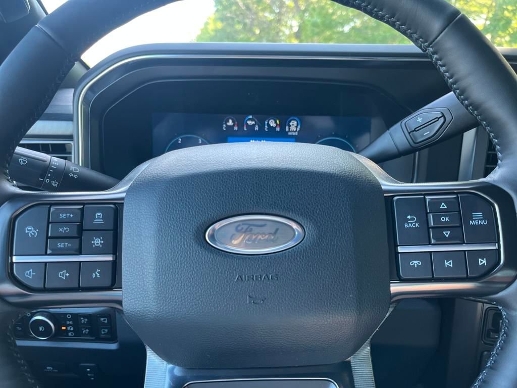 New 2025 Ford F350 Platinum image 2
