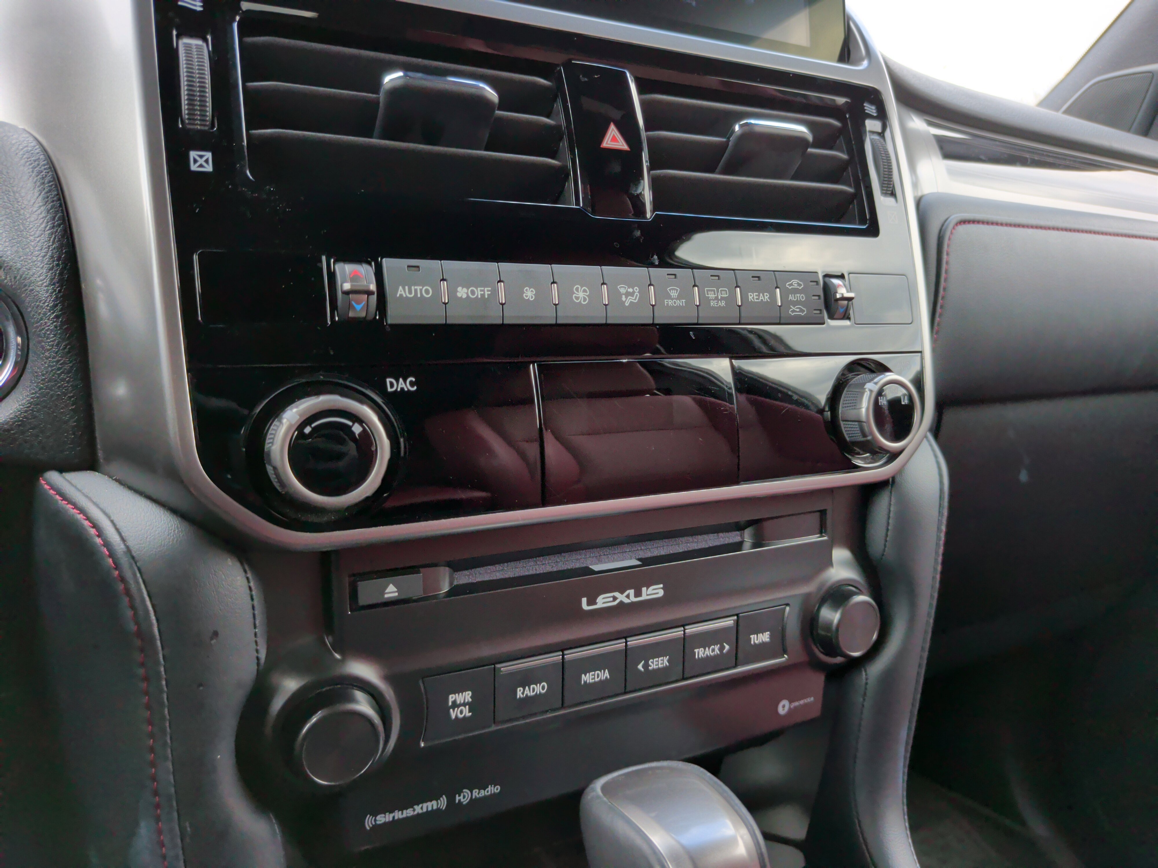 Used 2023 Lexus GX 460 Premium w/ Premium Package image 16