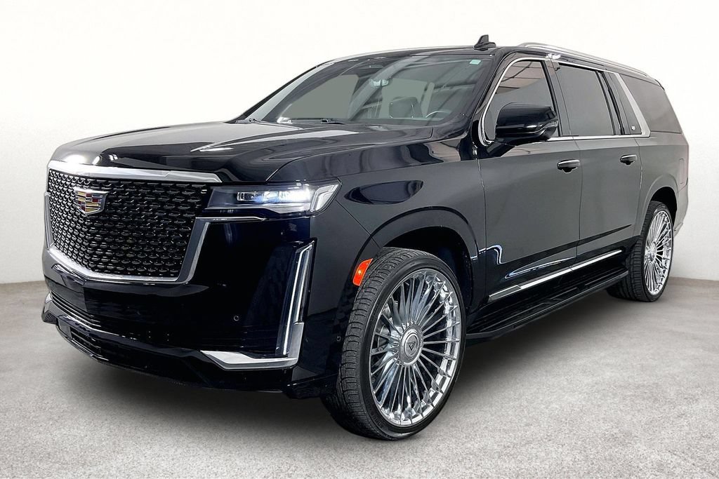 Used 2024 Cadillac Escalade ESV Premium Luxury AWD/4WD image 13