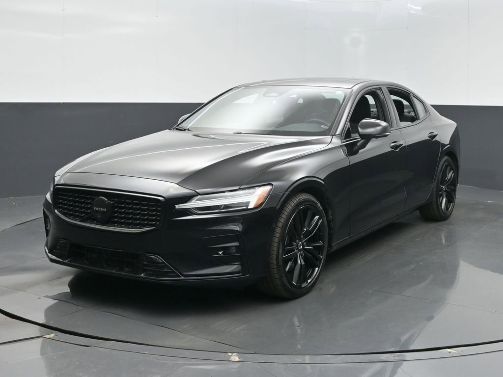 Used 2024 Volvo S60 B5 Plus w/ Climate Package AWD/4WD image 7