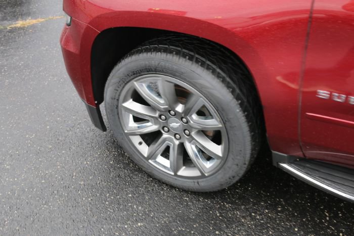 Used 2017 Chevrolet Suburban Premier image 11