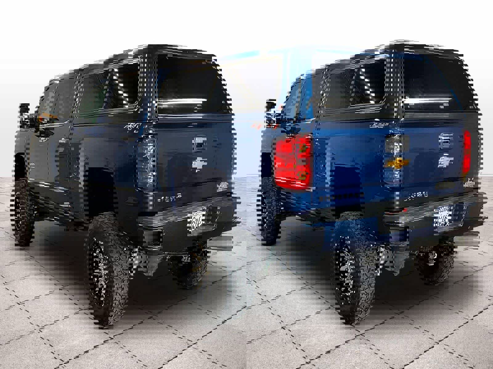 Used 2015 Chevrolet Silverado 2500 High Country w/ Duramax Plus Package image 13