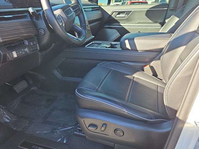 Used 2025 GMC Sierra EV Denali AWD/4WD image 12
