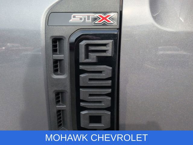Used 2023 Ford F250 XL w/ STX Appearance Package image 27