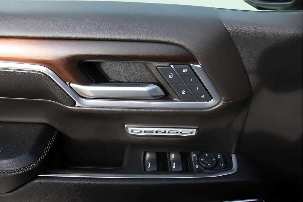 Used 2024 GMC Sierra 1500 Denali w/ Denali Reserve Package image 14