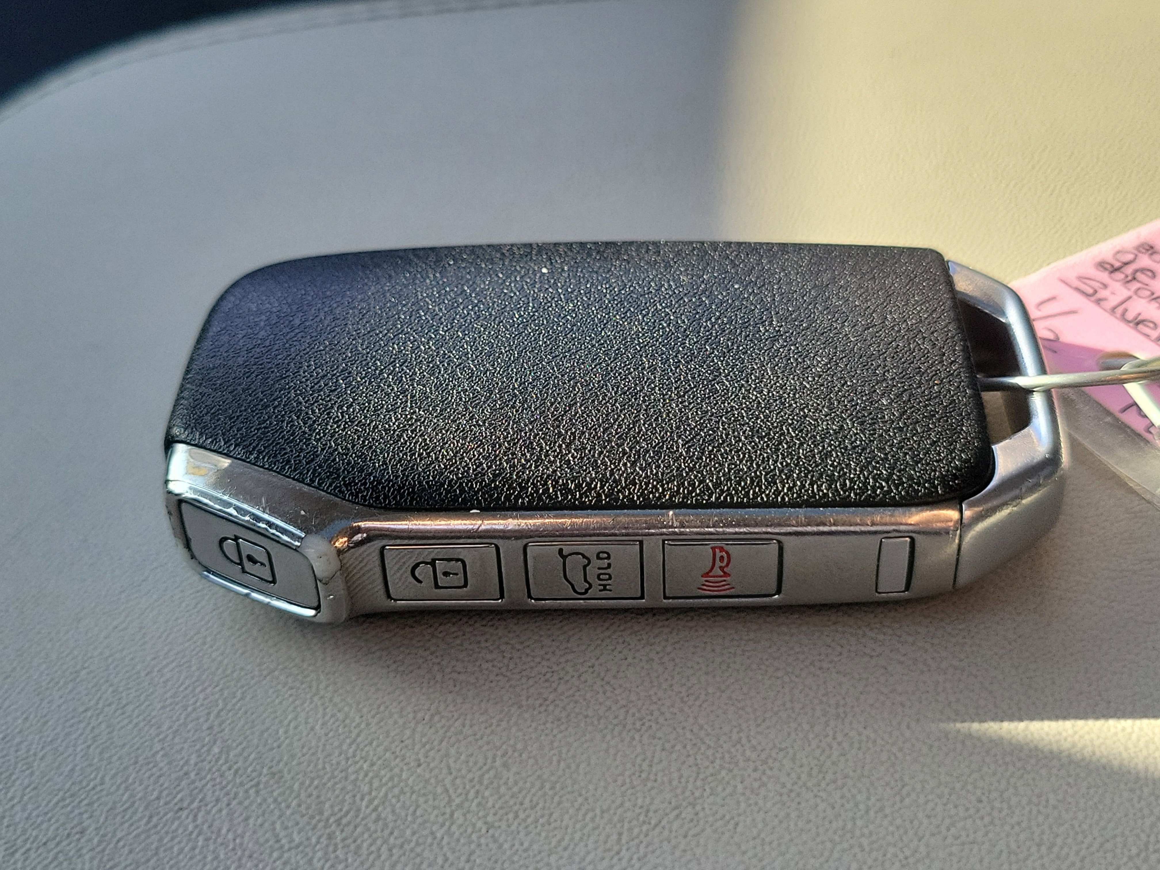 Used 2023 Kia Carnival SX Prestige image 31