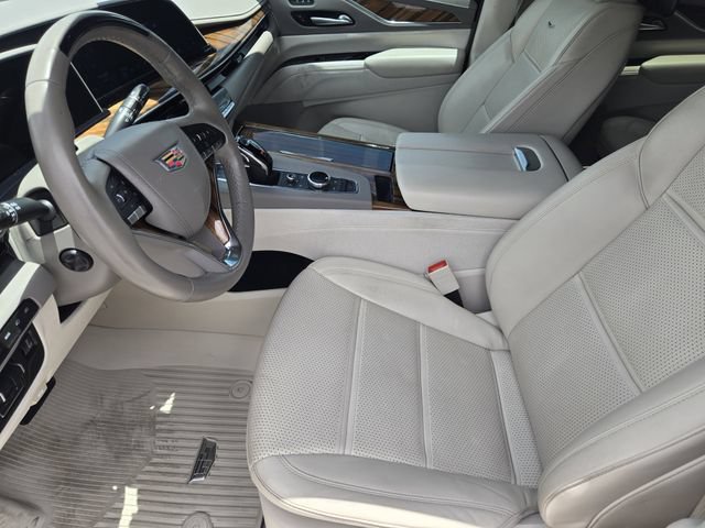 Used 2024 Cadillac Escalade ESV Sport Platinum AWD/4WD image 12
