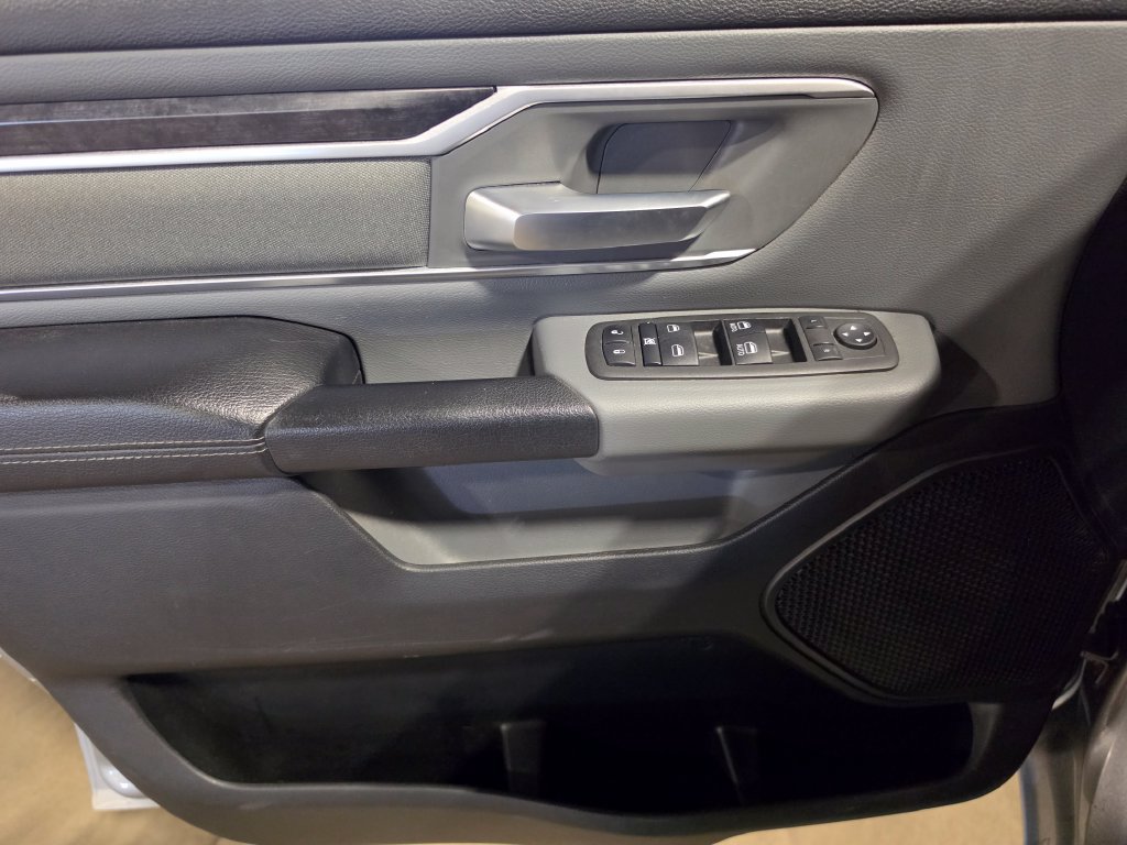 Used 2022 RAM 1500 Big Horn AWD/4WD image 5